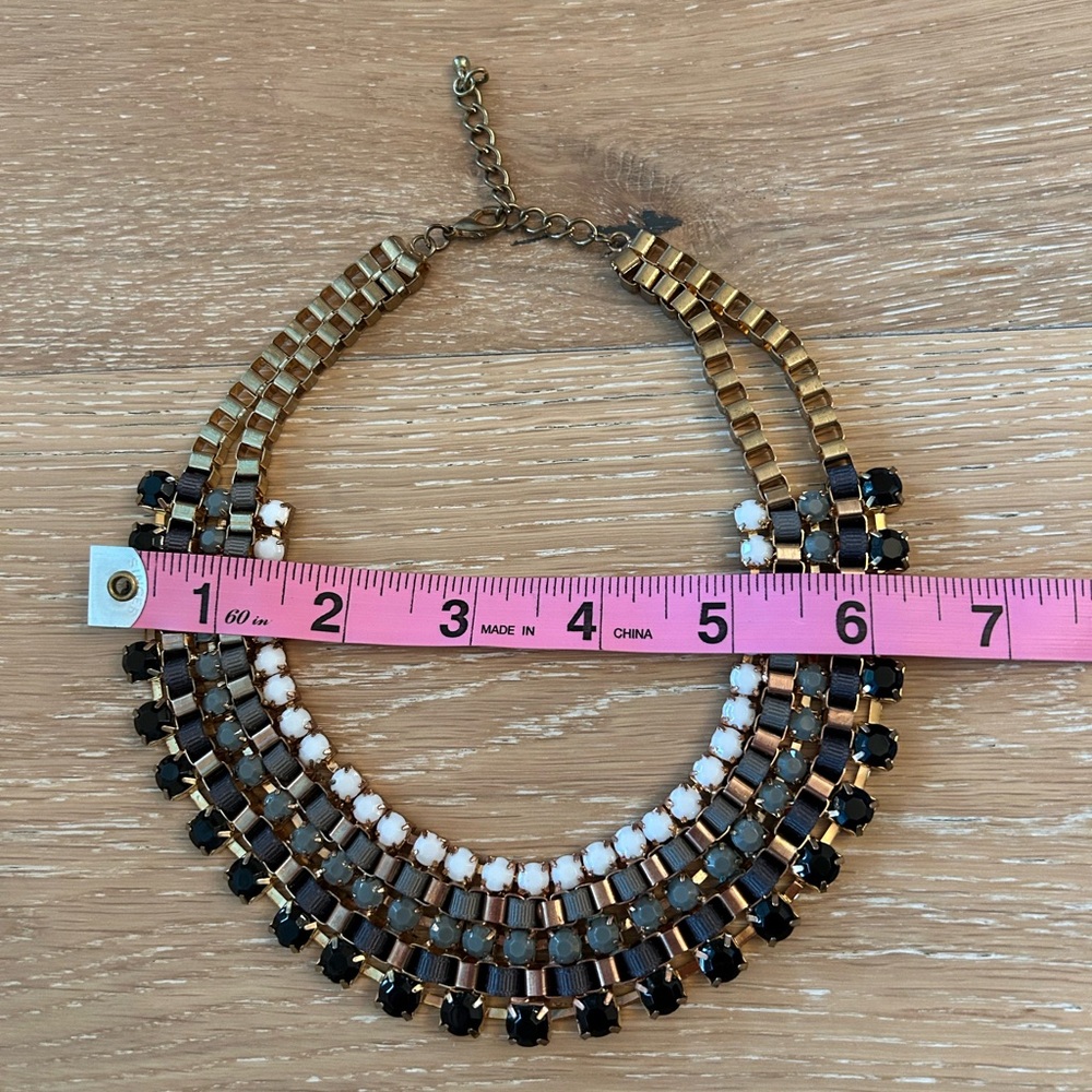 Black gray white and gold beaded collar necklace - Picture 5 of 8